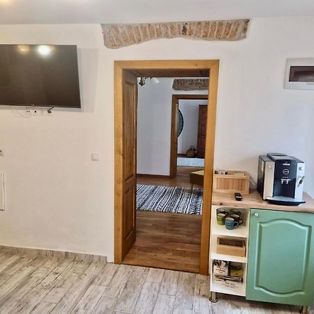 Stone Way Apartment Сібіу Екстер'єр фото