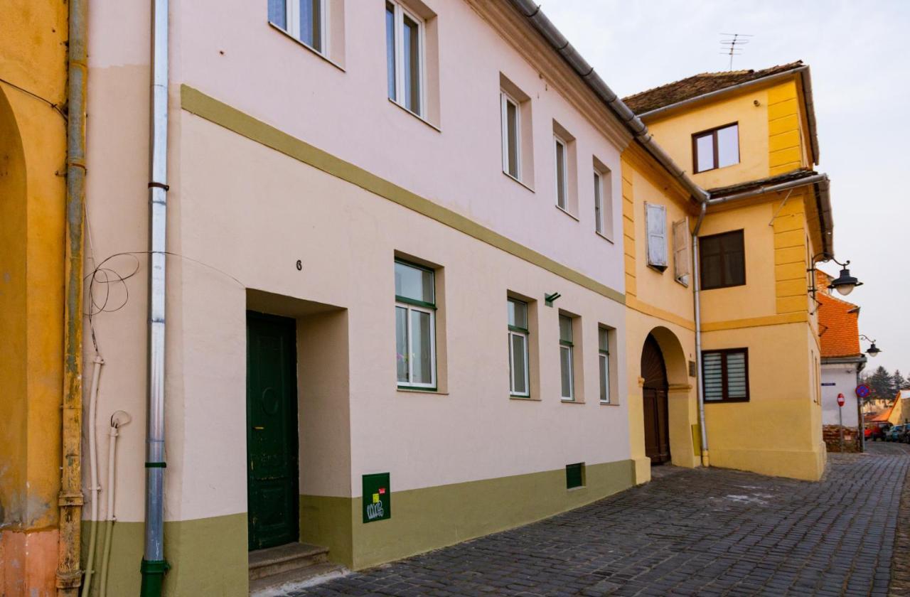 Stone Way Apartment Сібіу Екстер'єр фото