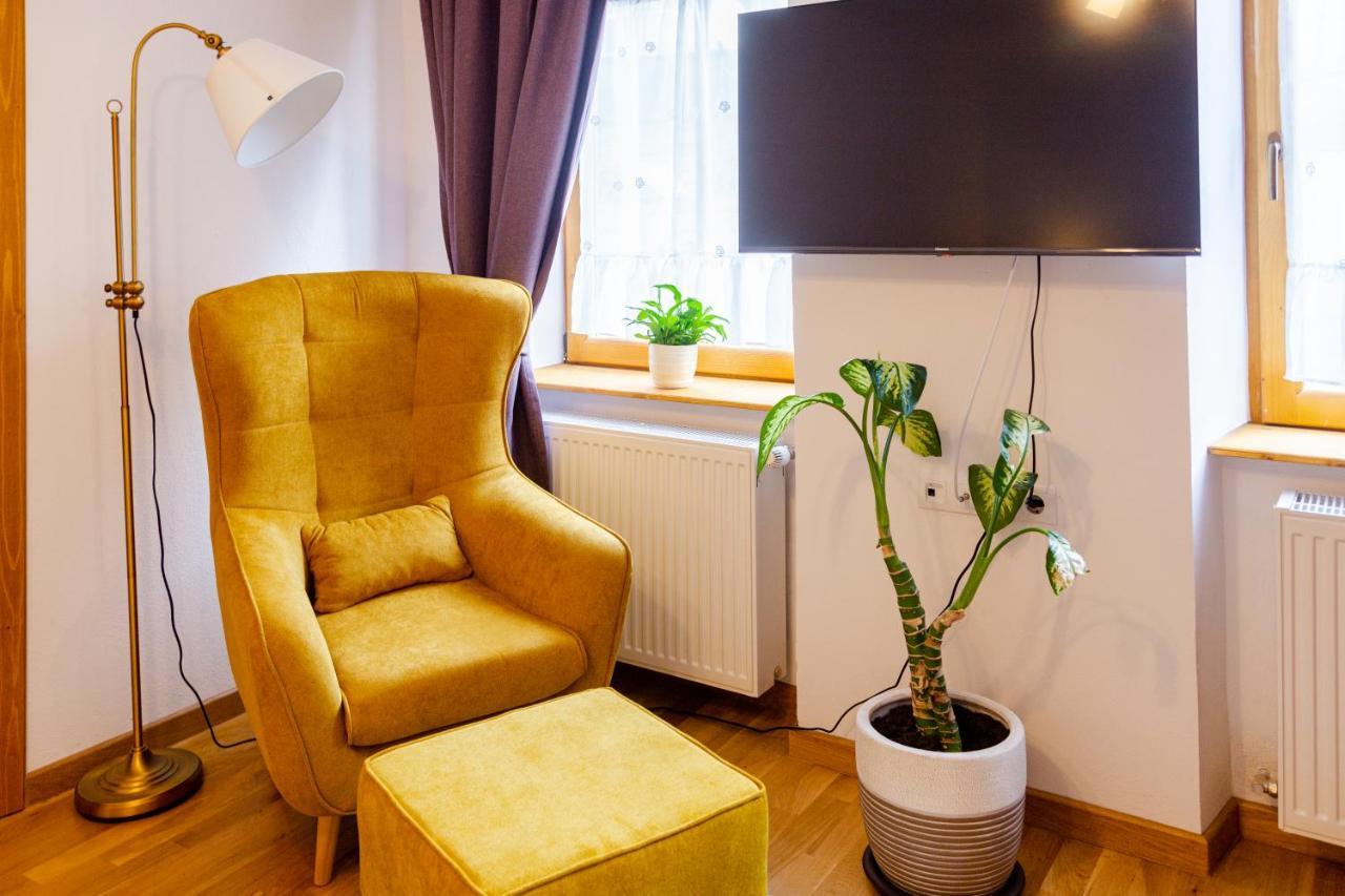 Stone Way Apartment Сібіу Екстер'єр фото