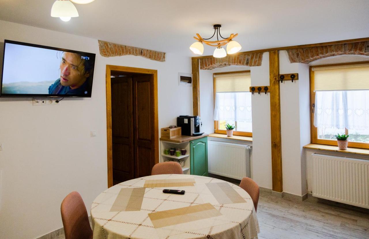 Stone Way Apartment Сібіу Екстер'єр фото