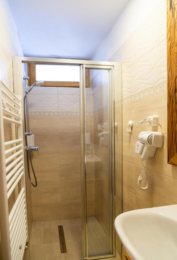 Stone Way Apartment Сібіу Екстер'єр фото