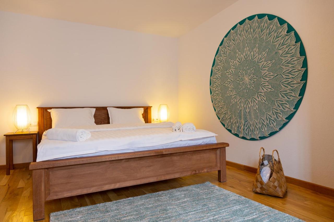 Stone Way Apartment Сібіу Екстер'єр фото