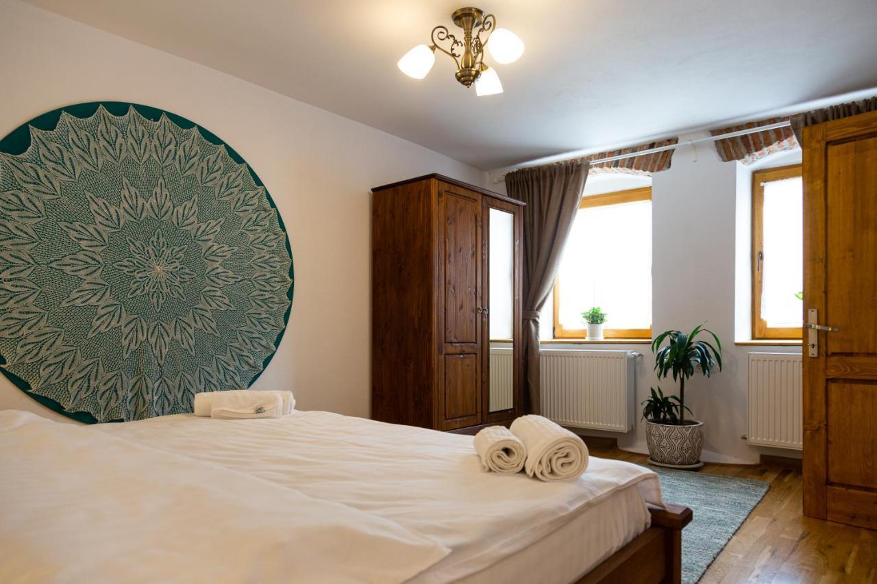 Stone Way Apartment Сібіу Екстер'єр фото