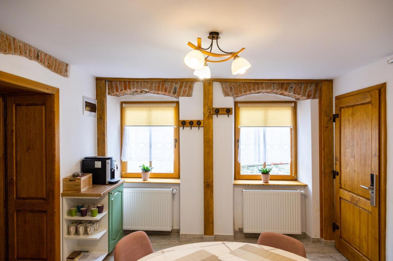 Stone Way Apartment Сібіу Екстер'єр фото